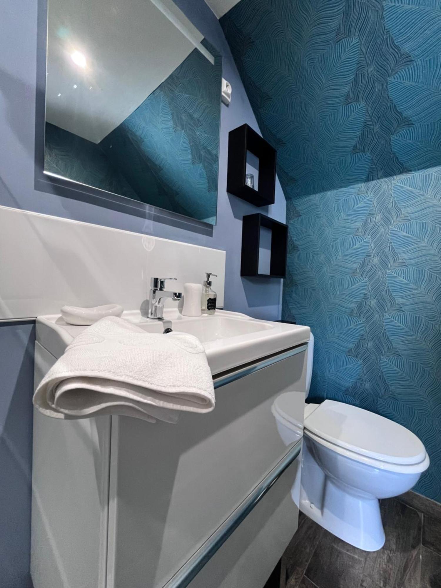 La Niche Hotel Richebourg  ภายนอก รูปภาพ