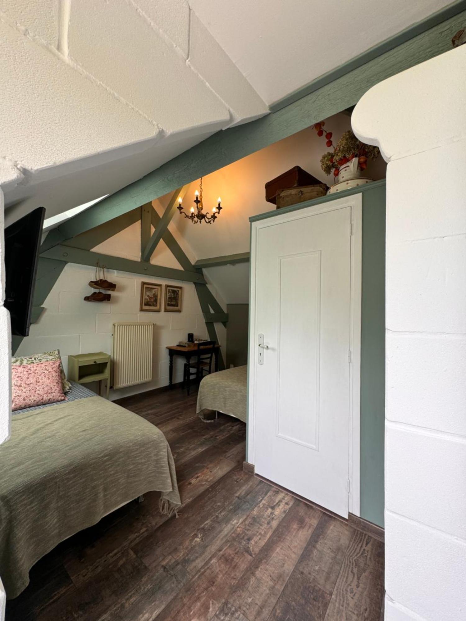 La Niche Hotel Richebourg  ภายนอก รูปภาพ